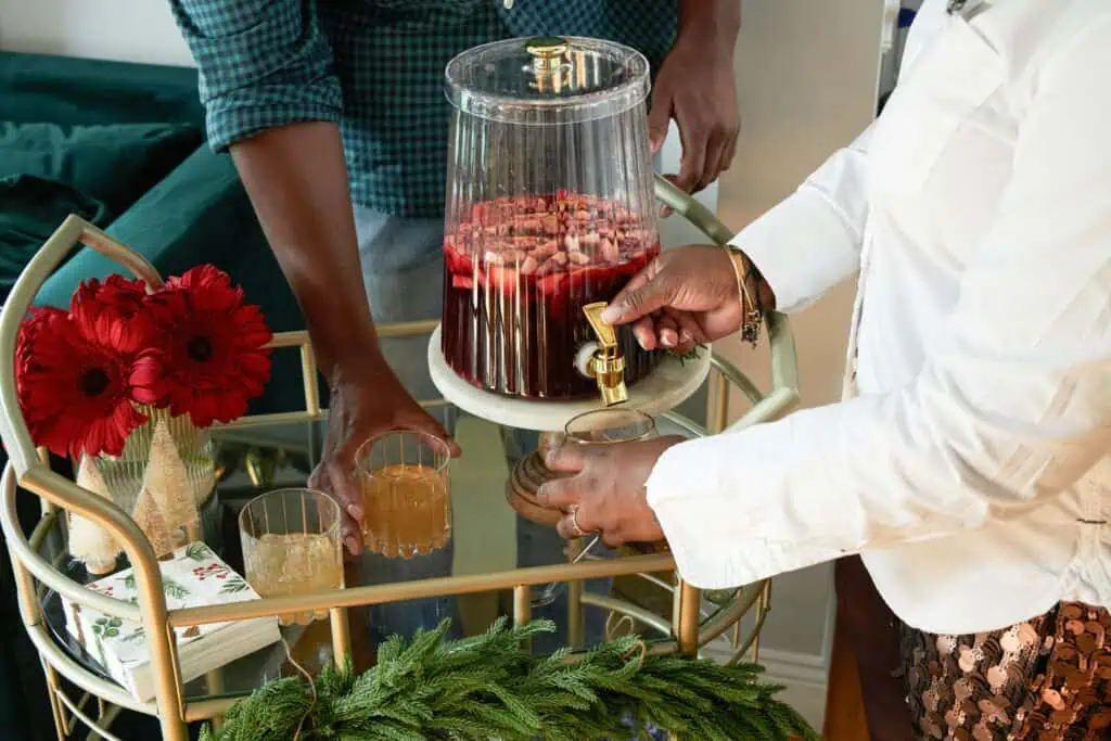 how to decorate a bar for a party