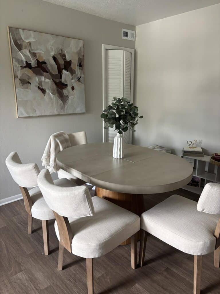 round amazon dining tables