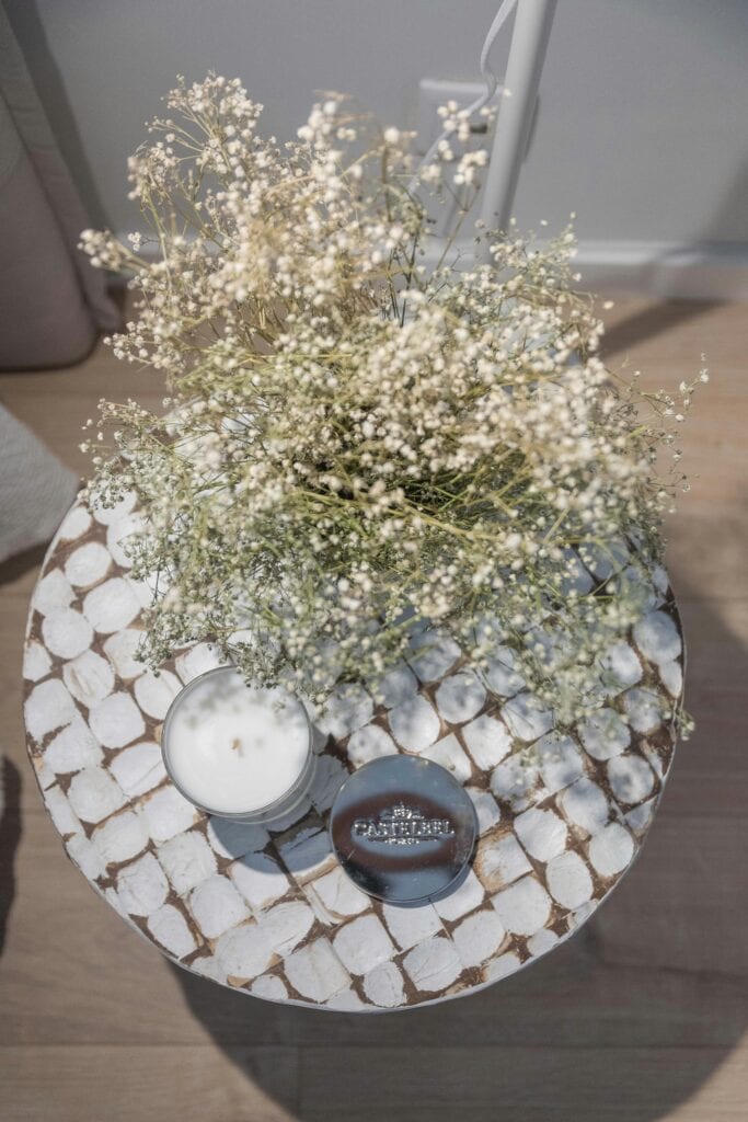 minimalist apartment decorating ideas