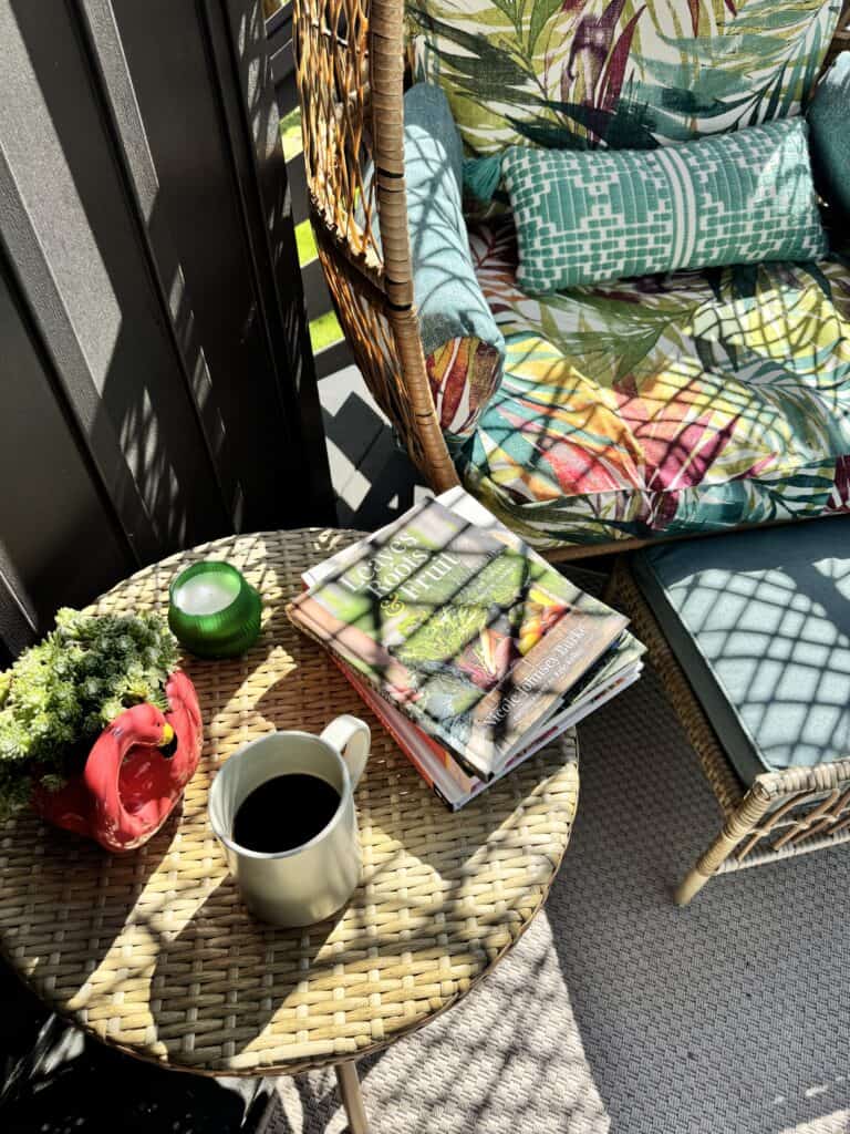 outdoor patio decor ideas on a budget