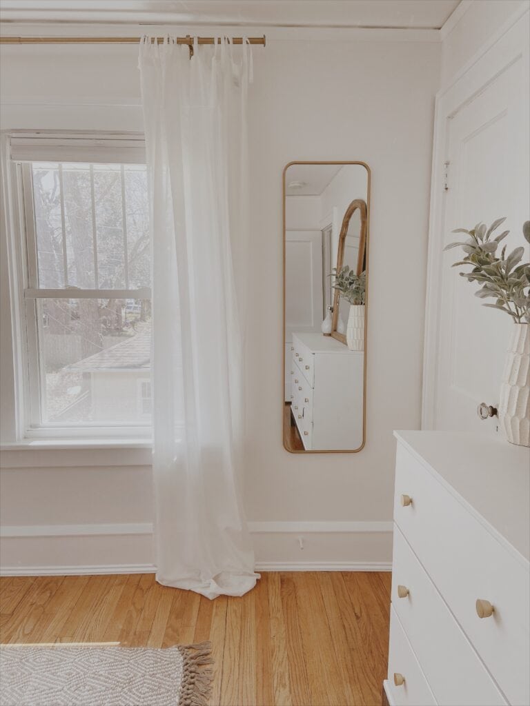 Extras Essential Checklist